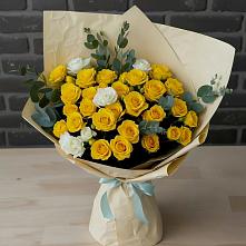 Букет цветов из:  Розы в Якшур-Бодья