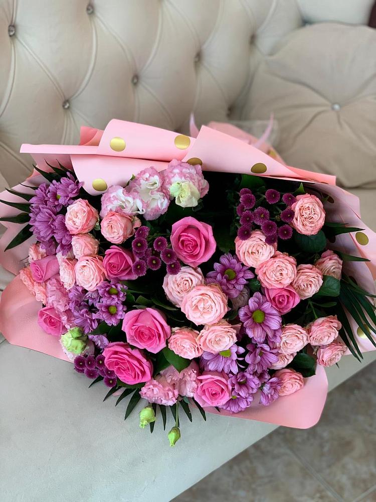 Букет цветов из: Хризантемы, Розы и Лизиантусы в Якшур-Бодья