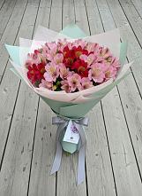 Букет цветов из:  Альстромерии в Якшур-Бодья