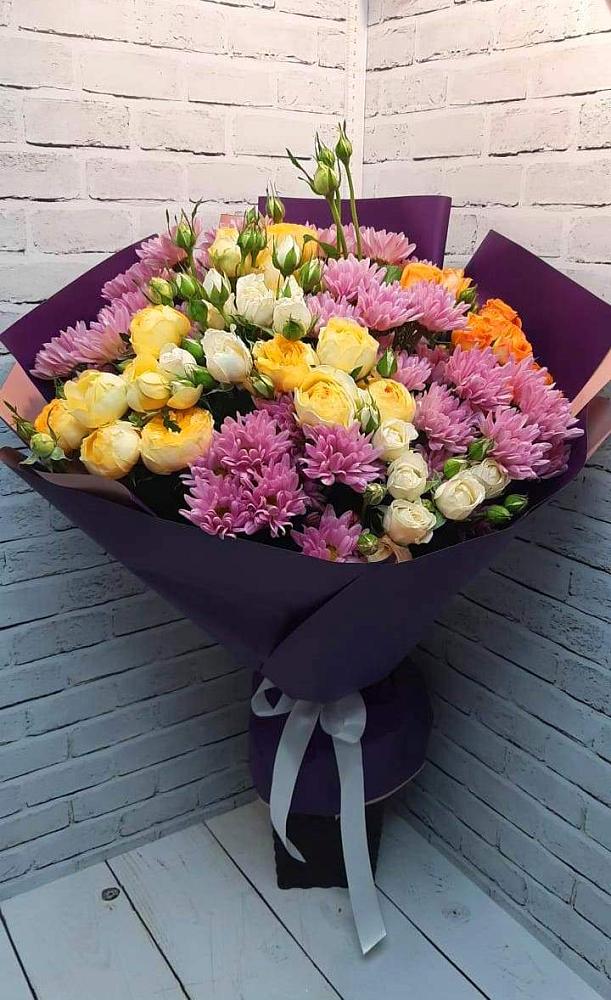 Букет цветов из: Хризантемы и Розы в Якшур-Бодья