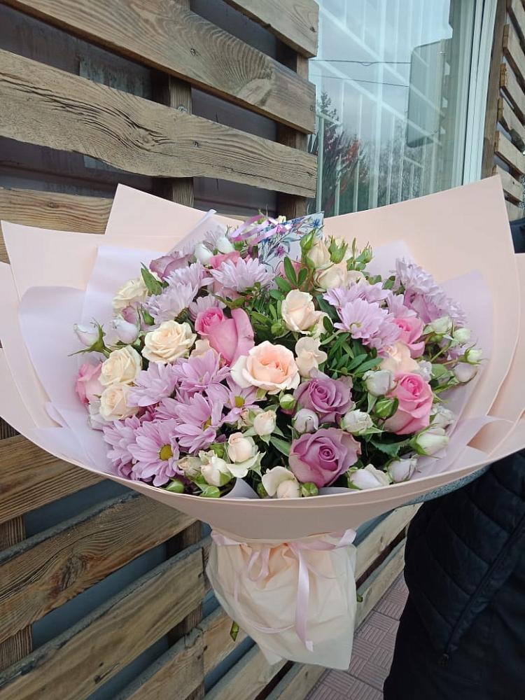 Букет цветов из: Розы и Хризантемы в Якшур-Бодья