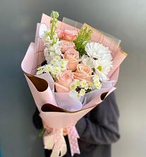 Букет цветов из:  Хризантемы и Розы в Якшур-Бодья