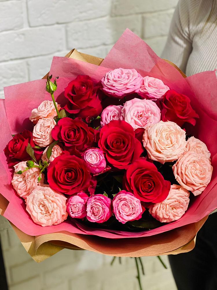 Букет цветов из: Розы в Якшур-Бодья