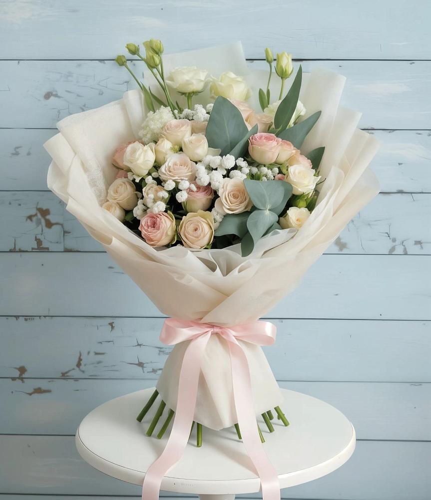 Букет цветов из: Розы и Лизиантусы в Якшур-Бодья