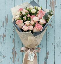 Букет цветов из:  Розы в Якшур-Бодья