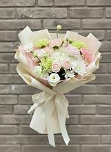 Букет цветов из:  Гвоздики, Розы, Лизиантусы и Хризантемы #REPLACE_PRED# Якшур-Бодья